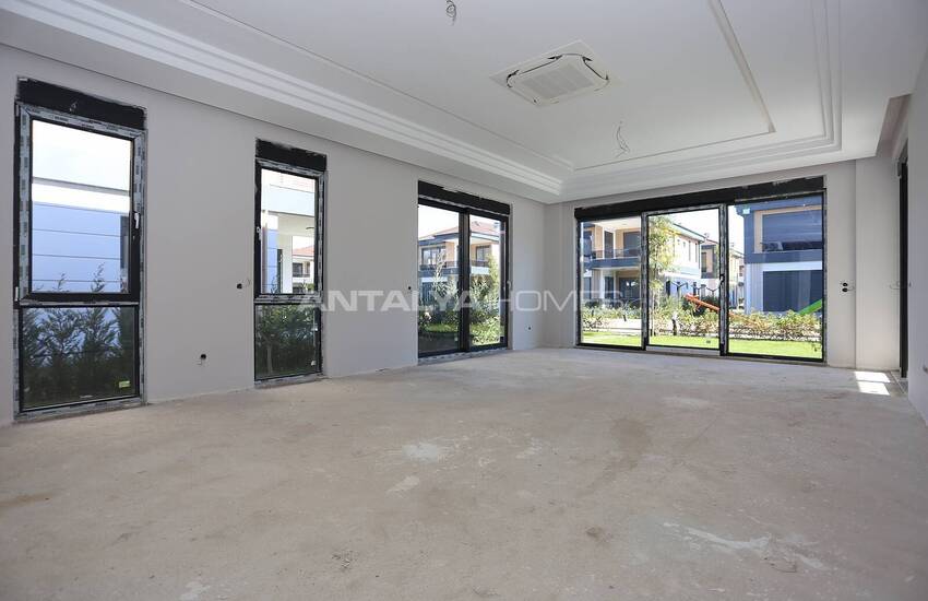 Fristående Villa I Ett Komplex Med Gemensam Pool I Dosemealti 12