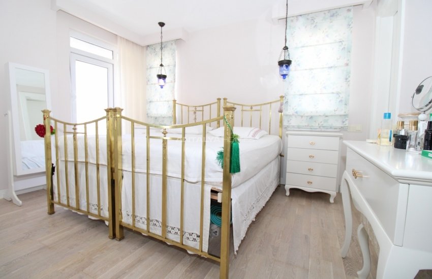 Antalya Şirinyalı'da Deniz ve Dağ Manzaralı Ferah Daire 38