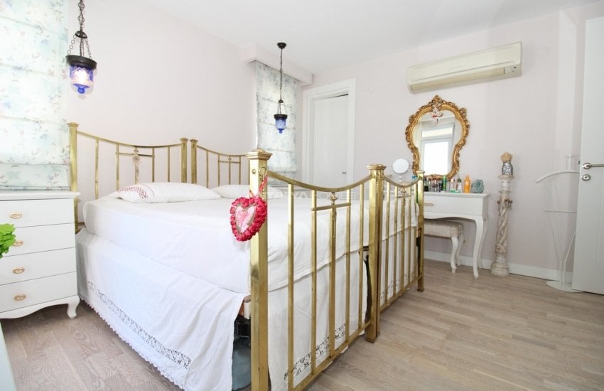 Antalya Şirinyalı'da Deniz ve Dağ Manzaralı Ferah Daire 39