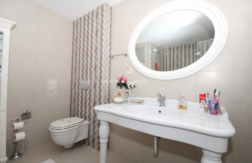 Antalya Şirinyalı'da Deniz ve Dağ Manzaralı Ferah Daire 44