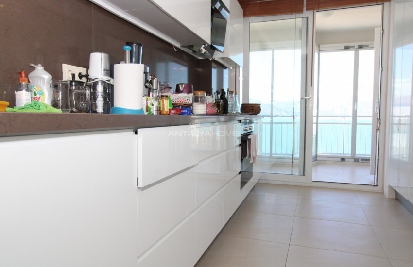 Antalya Şirinyalı'da Deniz ve Dağ Manzaralı Ferah Daire 29