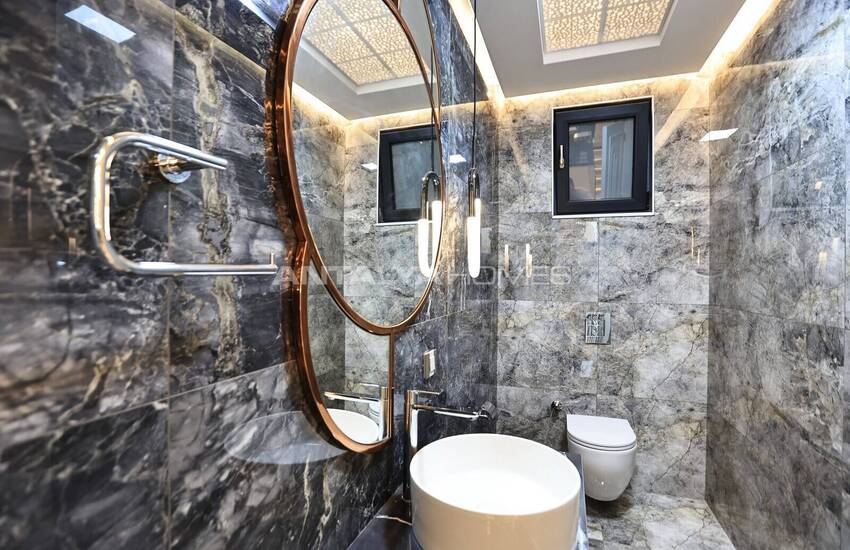 Antalya'da Akıllı Ev Sistemiyle Donatılmış Müstakil Villa 53