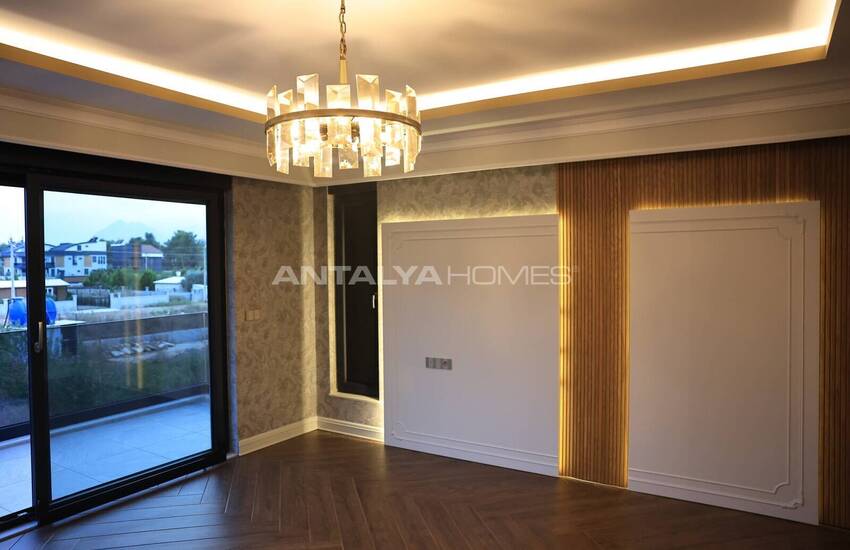 Antalya'da Akıllı Ev Sistemiyle Donatılmış Müstakil Villa 31