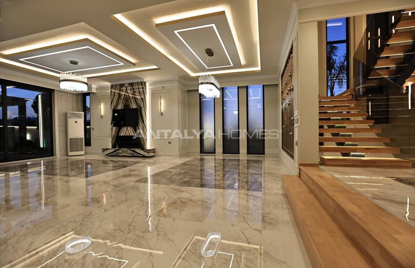 Antalya'da Akıllı Ev Sistemiyle Donatılmış Müstakil Villa 17