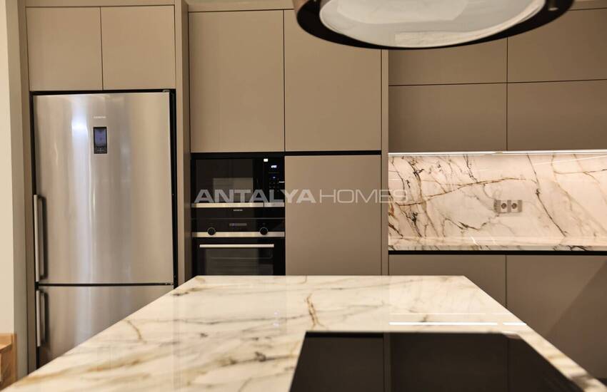 Antalya'da Akıllı Ev Sistemiyle Donatılmış Müstakil Villa 25