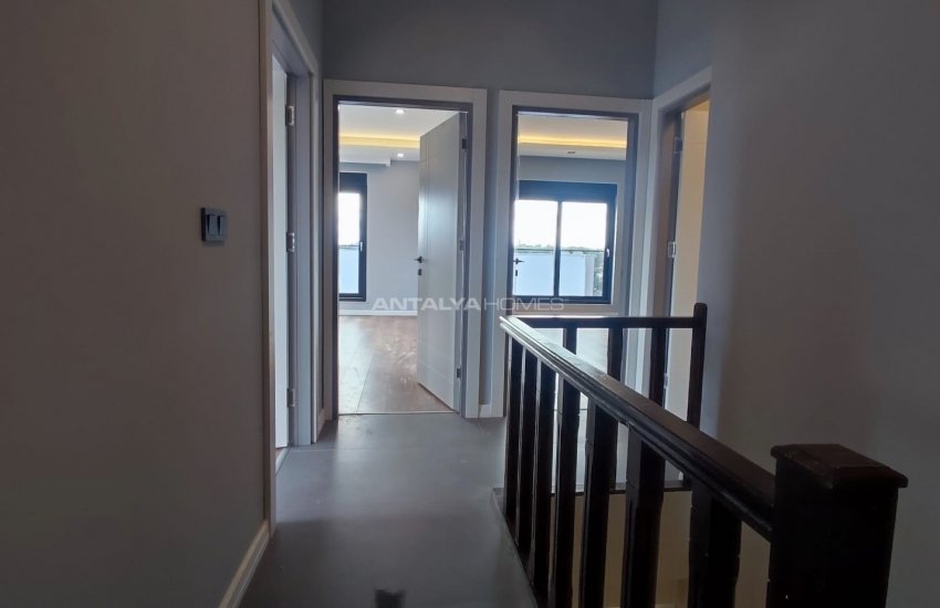 Modern Designed Apartment with Rich Features in Muratpasa 20