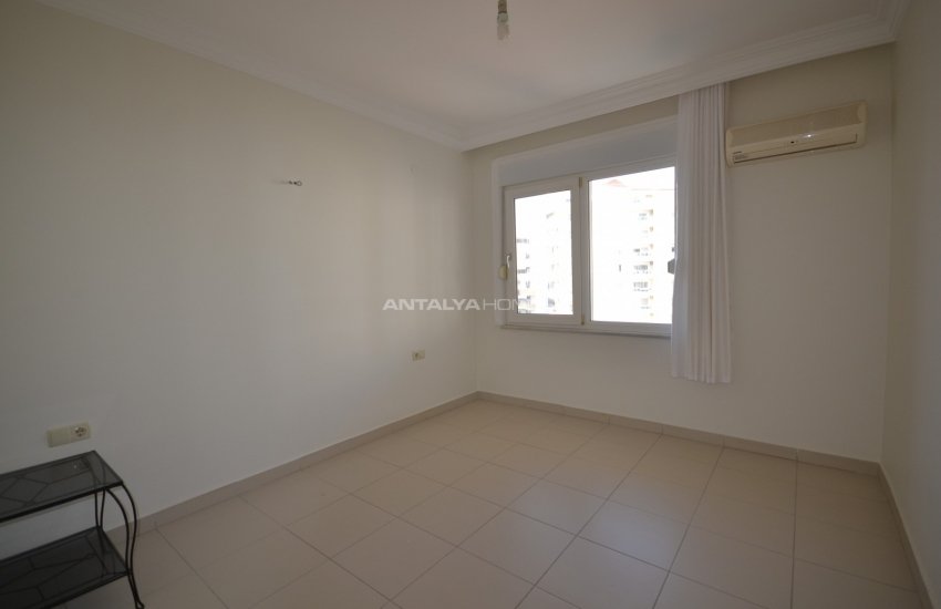 Amazing Sea View 4+1 Penthouse in Alanya Mahmutlar 27