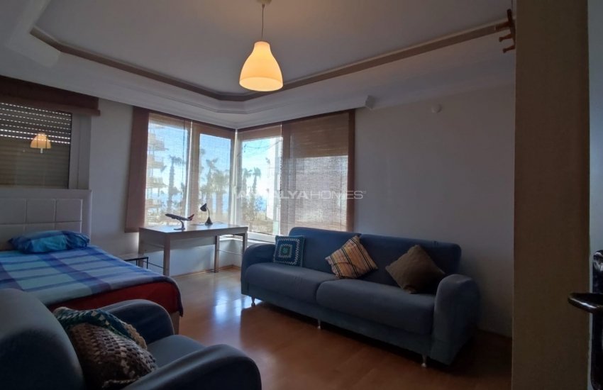 Spacious Apartment in a Luxury Complex Near Sea in Sirinyali 22
