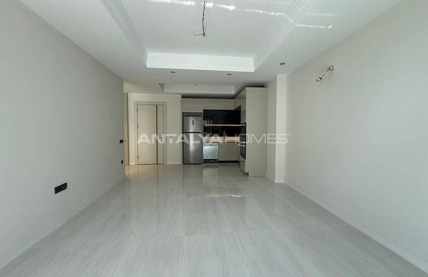 Flats in a Complex with Rich Social Facilities in Alanya 33