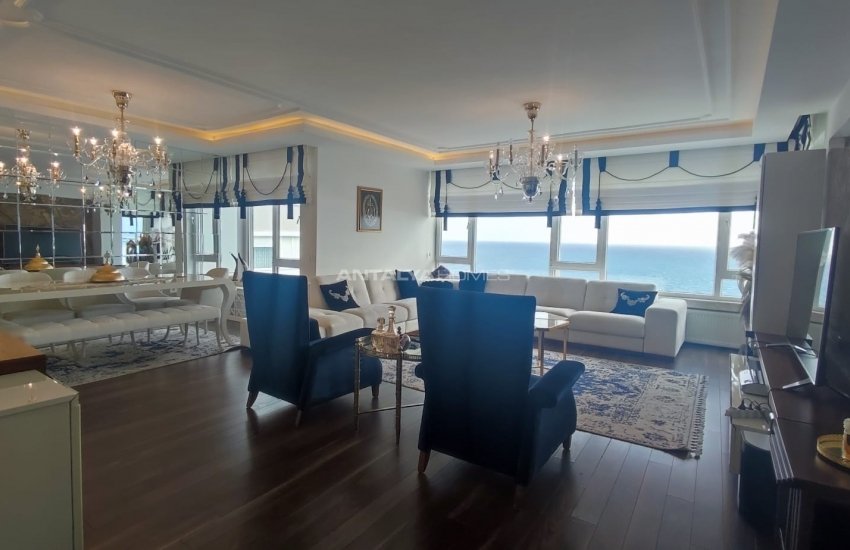 Contemporary Seafront Apartment in Muratpasa Antalya 24