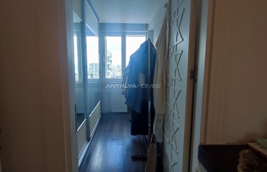 Contemporary Seafront Apartment in Muratpasa Antalya 31