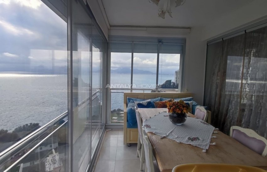 Contemporary Seafront Apartment in Muratpasa Antalya 22