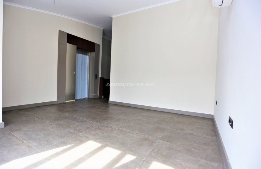 Luxurious Triplex Semi Detached Villa in Konyaalti Antalya 31