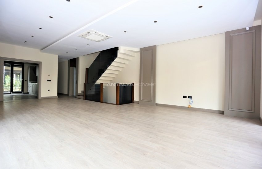 Luxurious Triplex Semi Detached Villa in Konyaalti Antalya 18