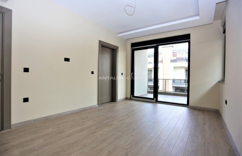 Luxurious Triplex Semi Detached Villa in Konyaalti Antalya 36