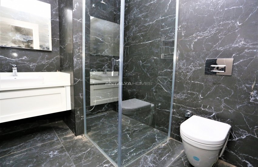 Luxurious Triplex Semi Detached Villa in Konyaalti Antalya 32