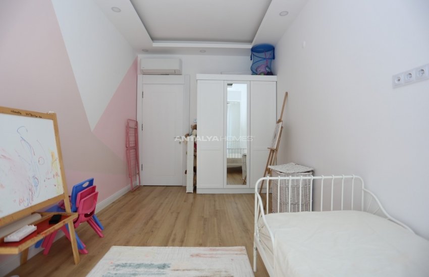 Semi-detached Villa with Rich Features in Dosemealti 23