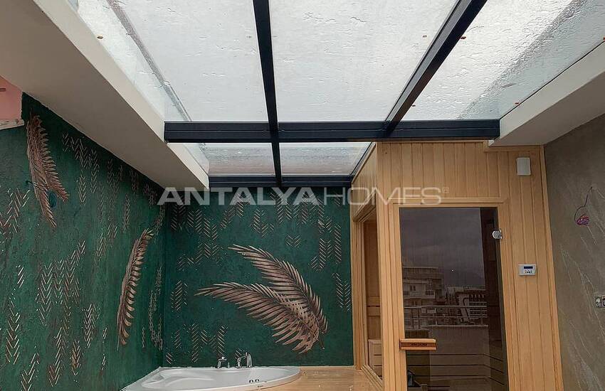 Sea View Penthouse in Complex with Pool and Sauna in Alanya 20