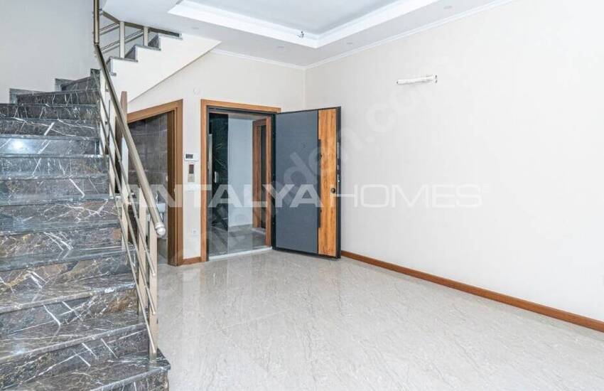 واحدهای تجاری برای فروش در آلانیا مناسب برای سرمایه گذاری 2