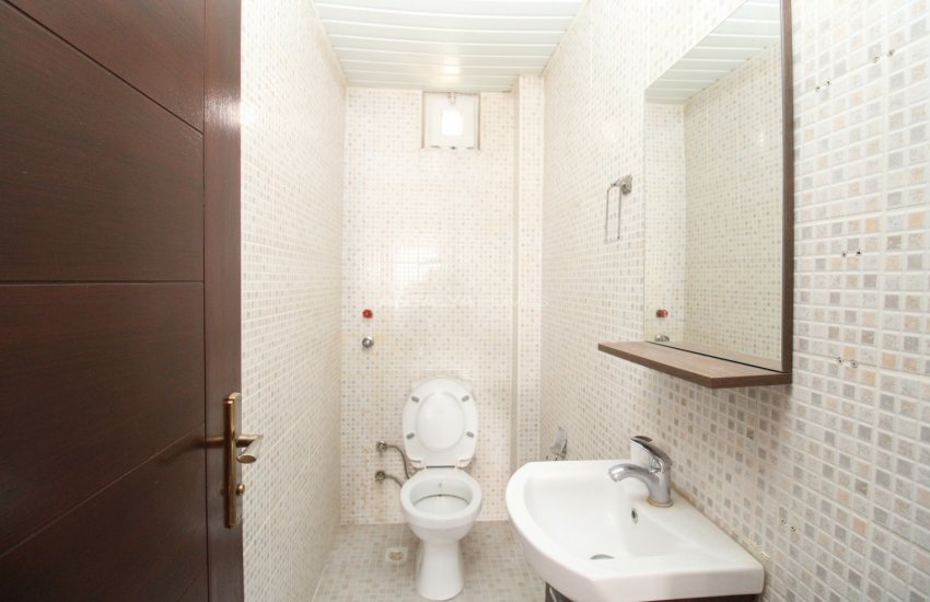 Spacious and Well-located Apartment for Sale in Lara 22