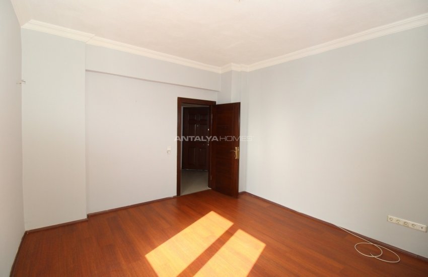 Spacious and Well-located Apartment for Sale in Lara 13