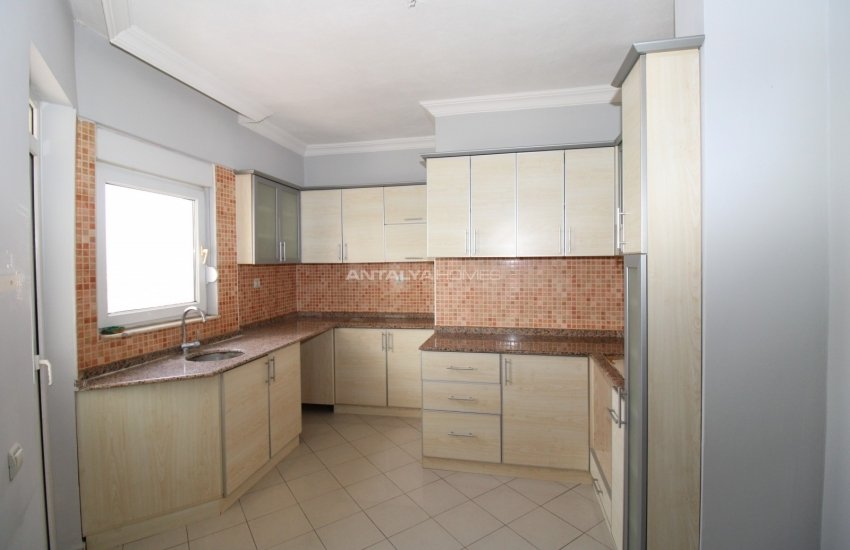 Spacious and Well-located Apartment for Sale in Lara 14