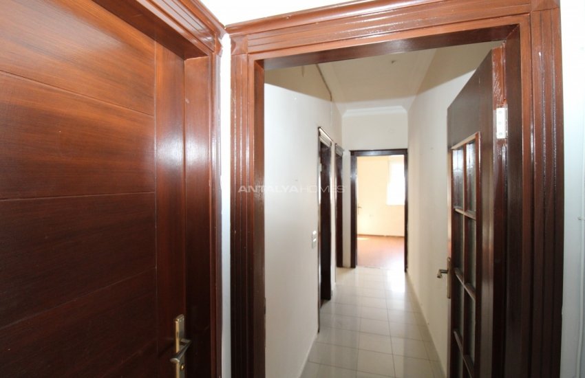 Spacious and Well-located Apartment for Sale in Lara 17
