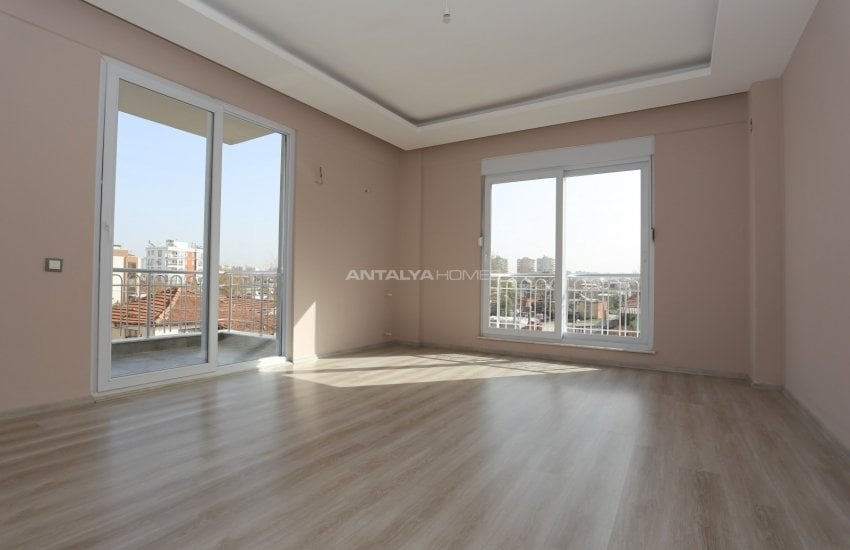 Modern Design Apartment with City View in Kizilarik Antalya 9