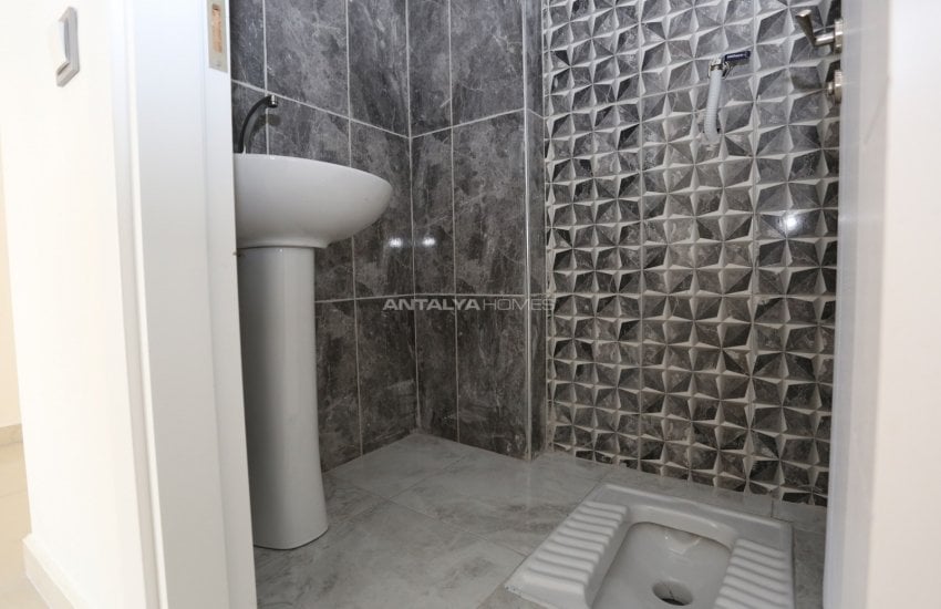 Modern Design Apartment with City View in Kizilarik Antalya 23