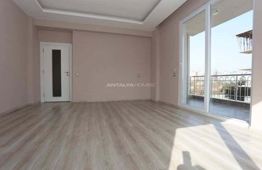 Modern Design Apartment with City View in Kizilarik Antalya 10