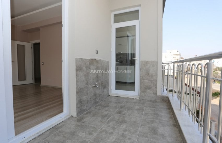 Modern Design Apartment with City View in Kizilarik Antalya 28