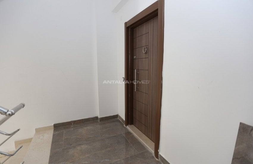 Modern Design Apartment with City View in Kizilarik Antalya 32