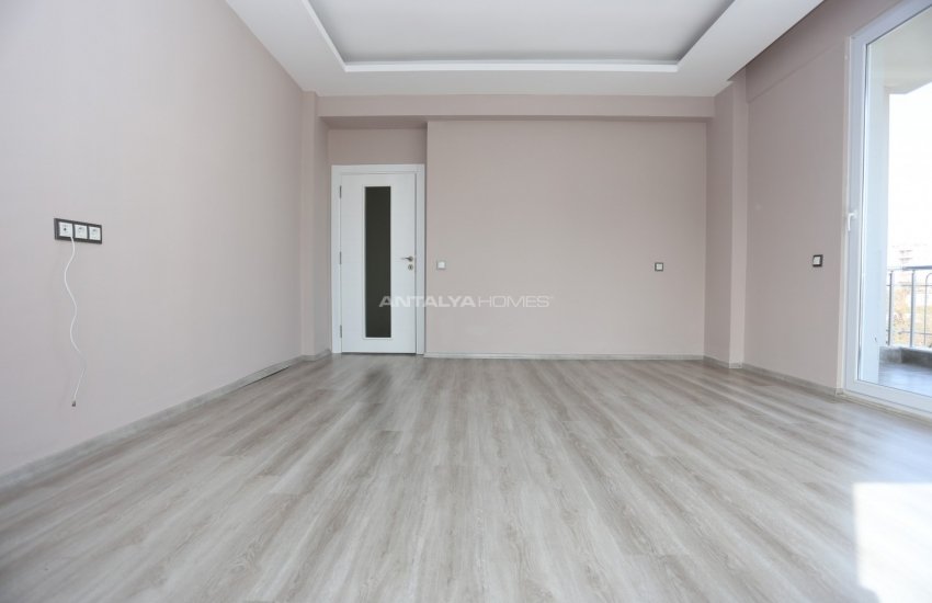 Modern Design Apartment with City View in Kizilarik Antalya 11