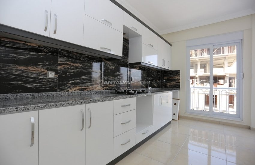 Modern Design Apartment with City View in Kizilarik Antalya 12
