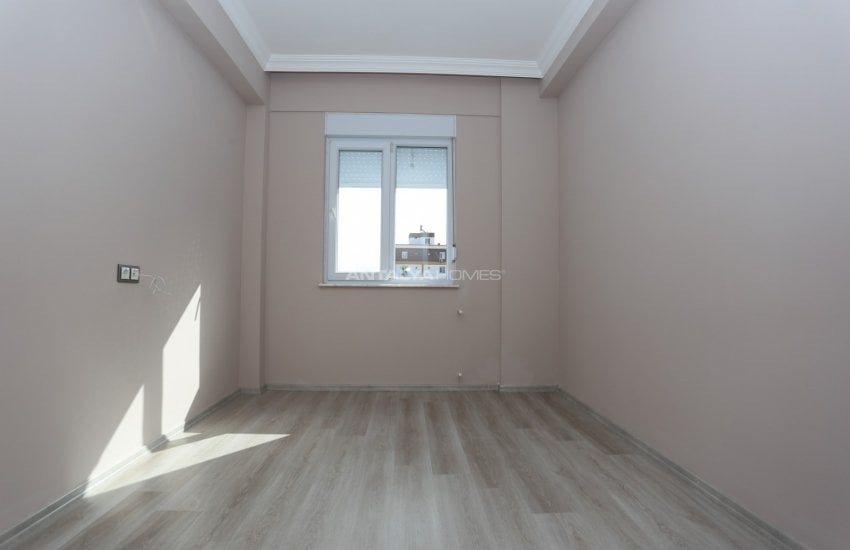 Modern Design Apartment with City View in Kizilarik Antalya 15