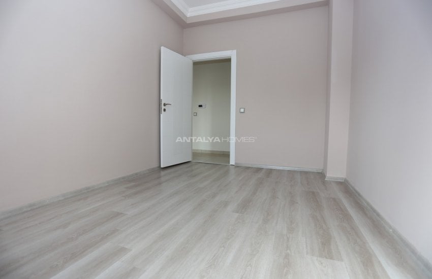 Modern Design Apartment with City View in Kizilarik Antalya 17