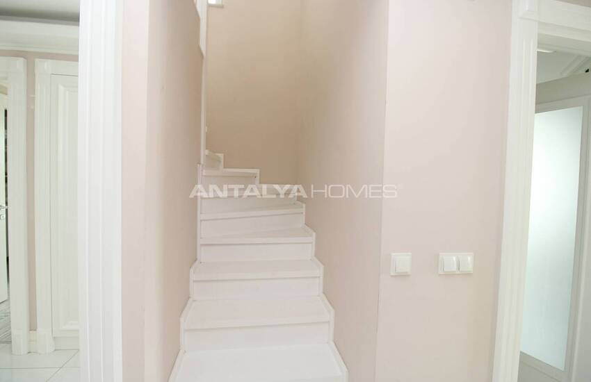 Key Ready Furnished Apartment on the Street in Lara Antalya 27