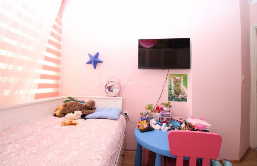 Seaside Apartment in a Secure Complex in Antalya Sirinyali 20