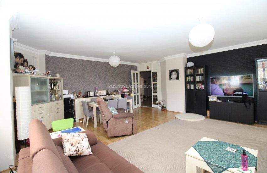 Seaside Apartment in a Secure Complex in Antalya Sirinyali 12