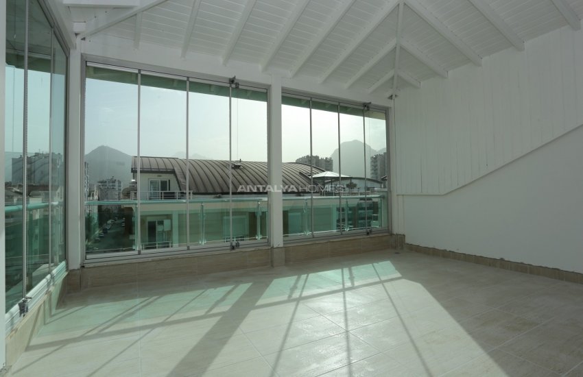 شقة دوبلكس بموقع مركزي بالقرب من البحر في ليمان كونيالتي 22