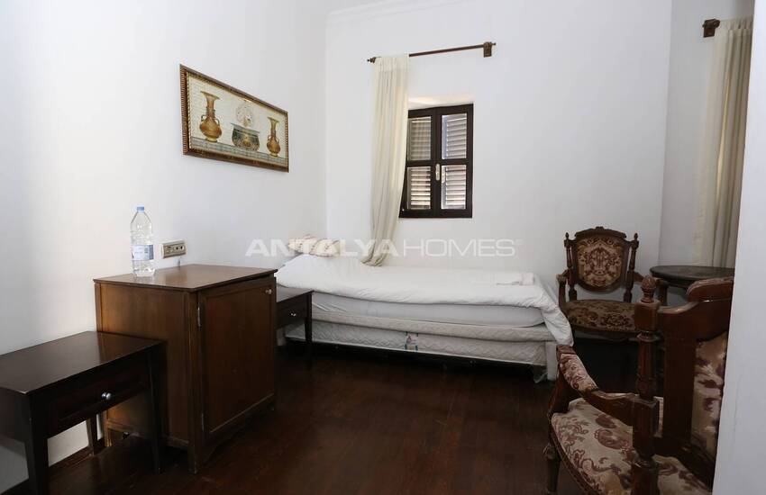 Historical Boutique Hotel Near Sea in Old Town Antalya 28
