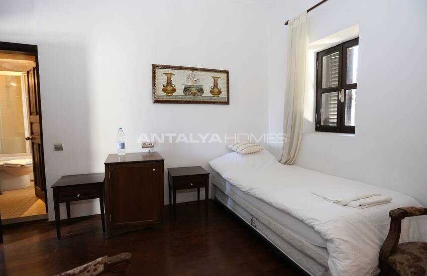 Historical Boutique Hotel Near Sea in Old Town Antalya 31