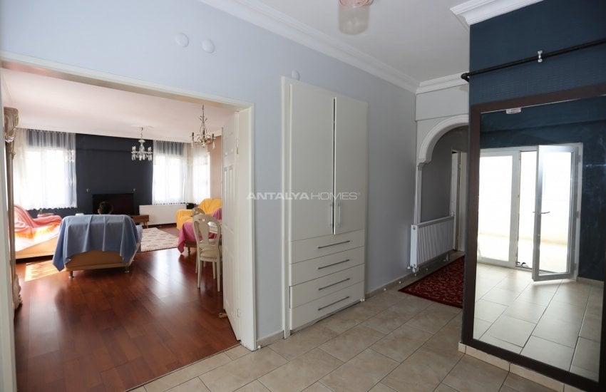 Luxe Apartment in Complex with Swimming Pool in Meydankavagi 32
