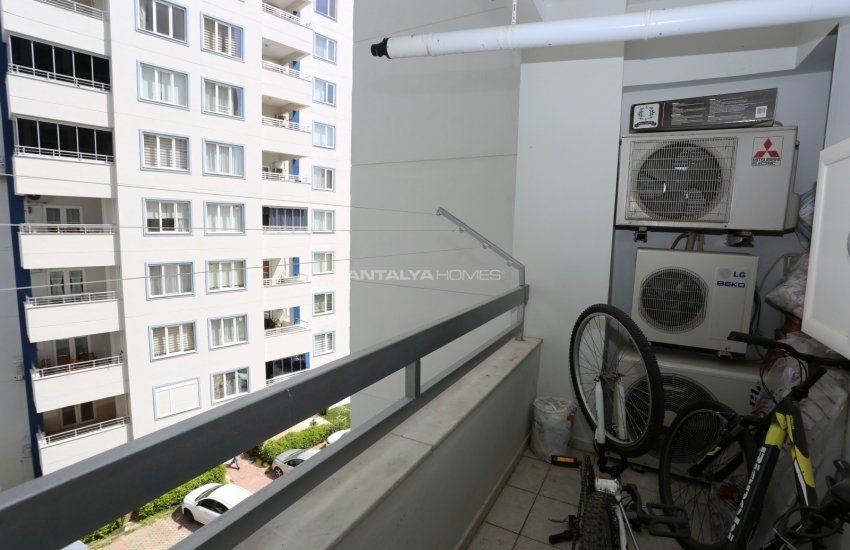 Luxe Apartment in Complex with Swimming Pool in Meydankavagi 36