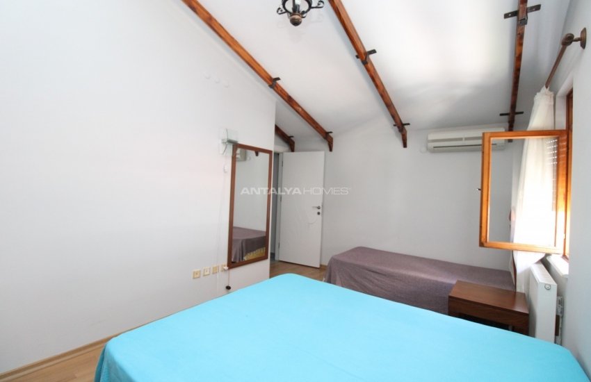 Centrally Located Duplex Apartment in Antalya Lara 25
