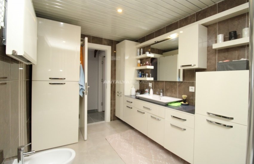 Centrally Located Duplex Apartment in Antalya Lara 31