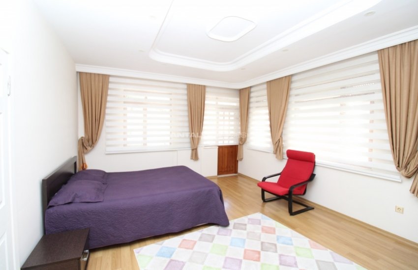 Centrally Located Duplex Apartment in Antalya Lara 6