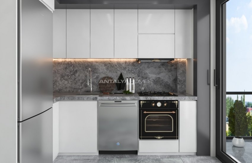 Spacious Apartments Close to the Sea in Guvenlik Muratpasa 7