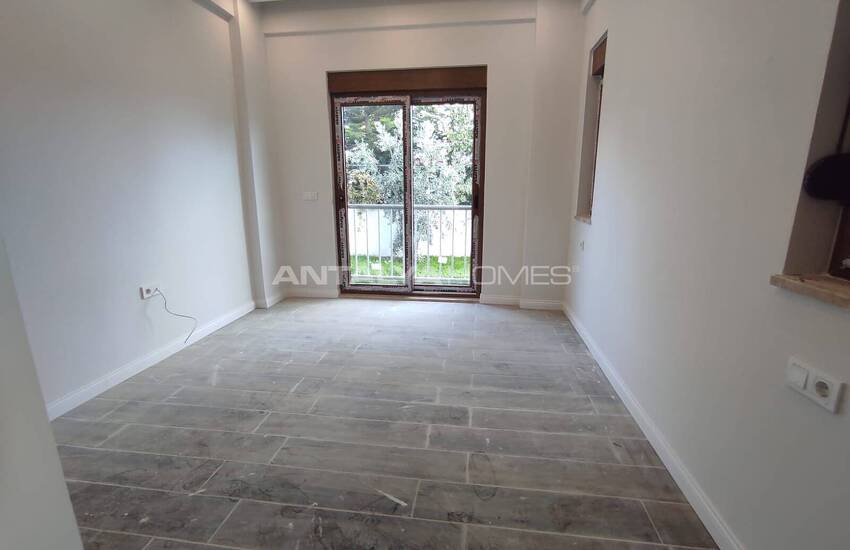 Real Estate in Manavgat Antalya in a Complex with Pool 7