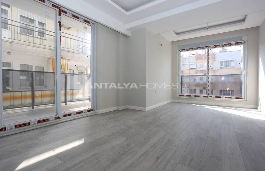 Spacious Apartments in Central Location in Muratpasa 9